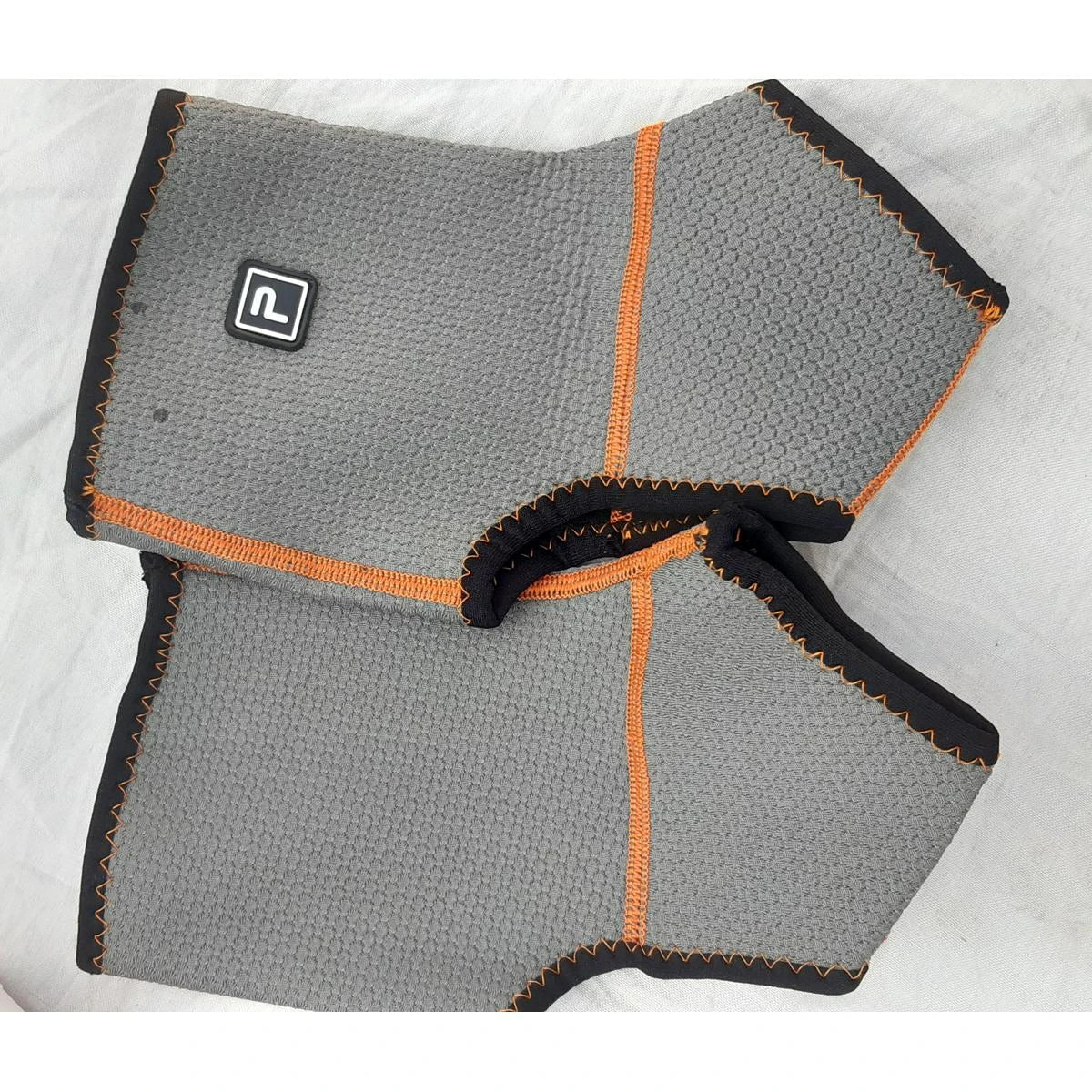 LiveUp LS5634 Ankle Support | Compression Ankle Brace for Stability, Injury Protection & Joint Support