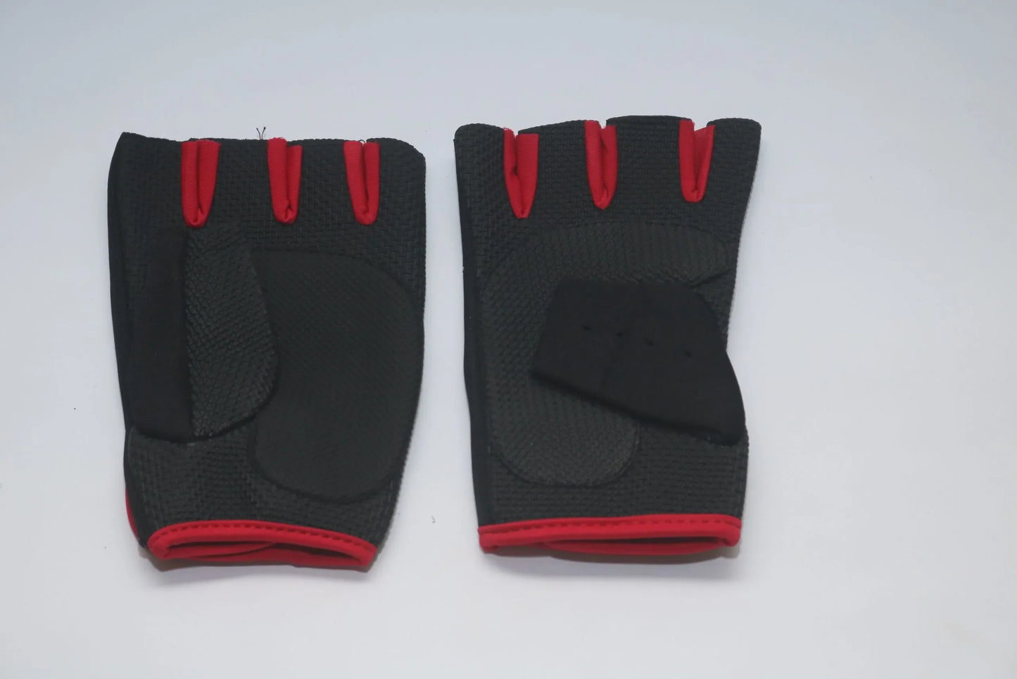 Gold Star Gym Half Cut Gloves Medium Size Imported Synthetic Non-Slip Grip Workout Training Gloves for Weight Lifting, Gym Exercise & Fitness Protection
