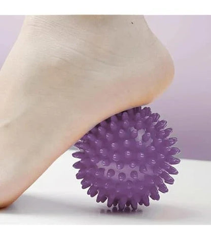 Liveup Sports LS3302 Spiky Muscle Massage Ball Set | Set of 2 Deep Tissue Massage Balls for Foot, Back, Hand, Trigger Point & Muscle Recovery